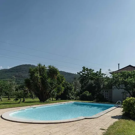 Alojamento de Turismo Rural Casa Amorim Girão Fatauncos